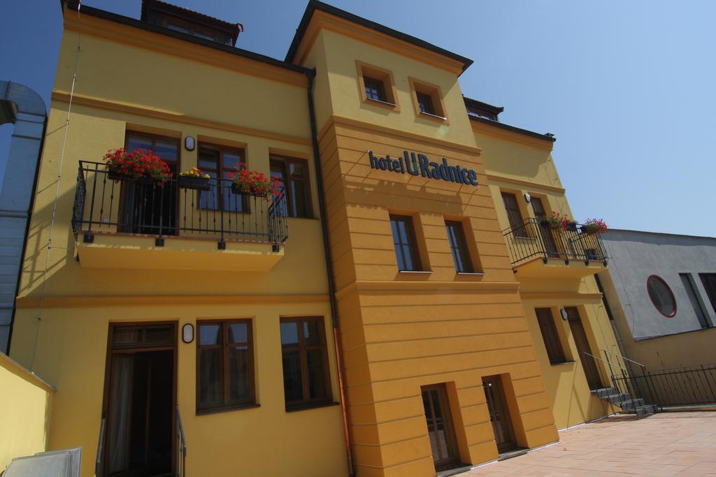 Hotel U Radnice Louny Ngoại thất bức ảnh