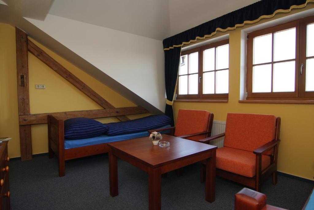 Hotel U Radnice Louny Ngoại thất bức ảnh
