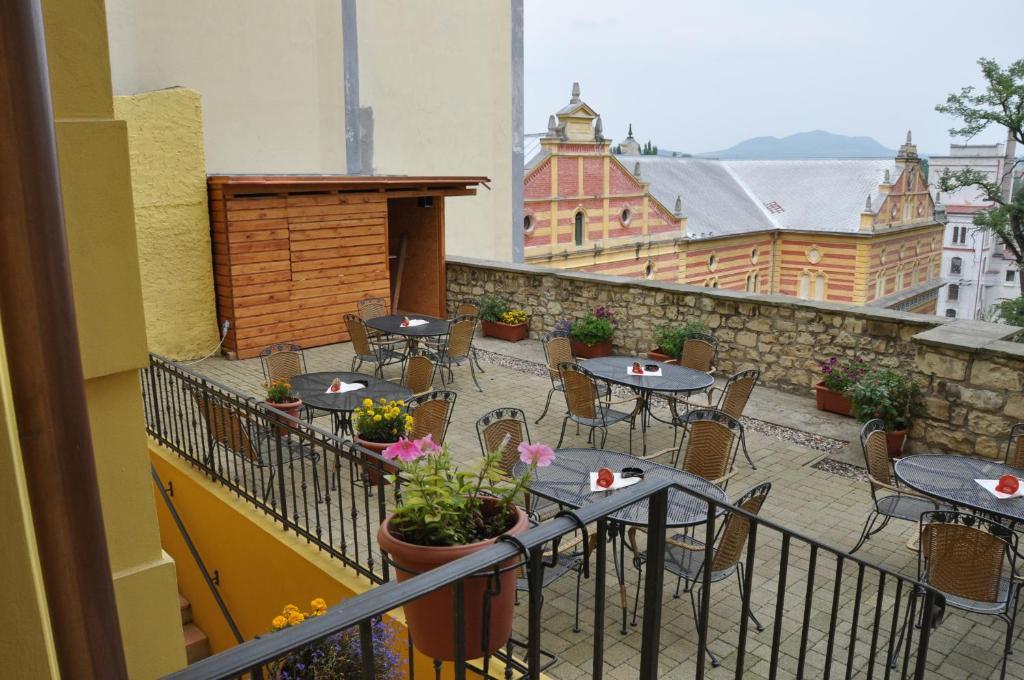 Hotel U Radnice Louny Ngoại thất bức ảnh